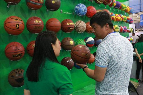 祝賀雨林參展4月教育“兩會(huì)”圓滿(mǎn)成功